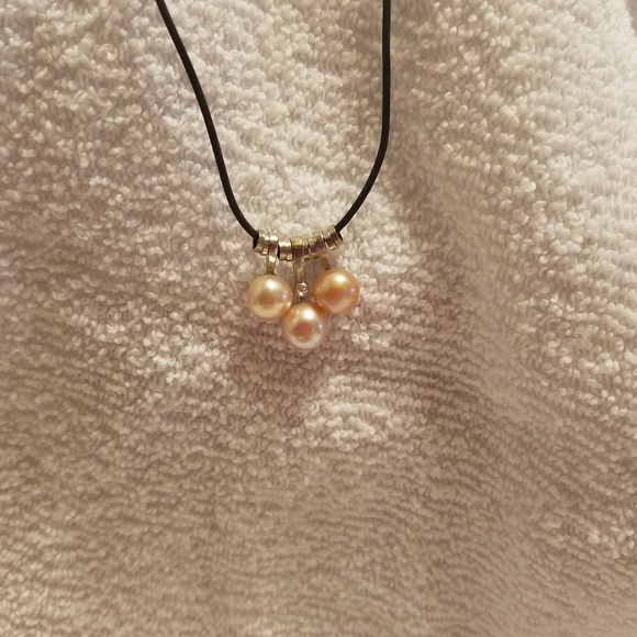 Pearl Neclace - Picture 3 of 4